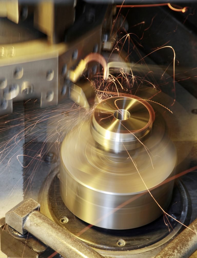 High technology CNC lathe metal cutting